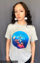 Load image into Gallery viewer, Bineshi Ikwewag Cosmos Tee
