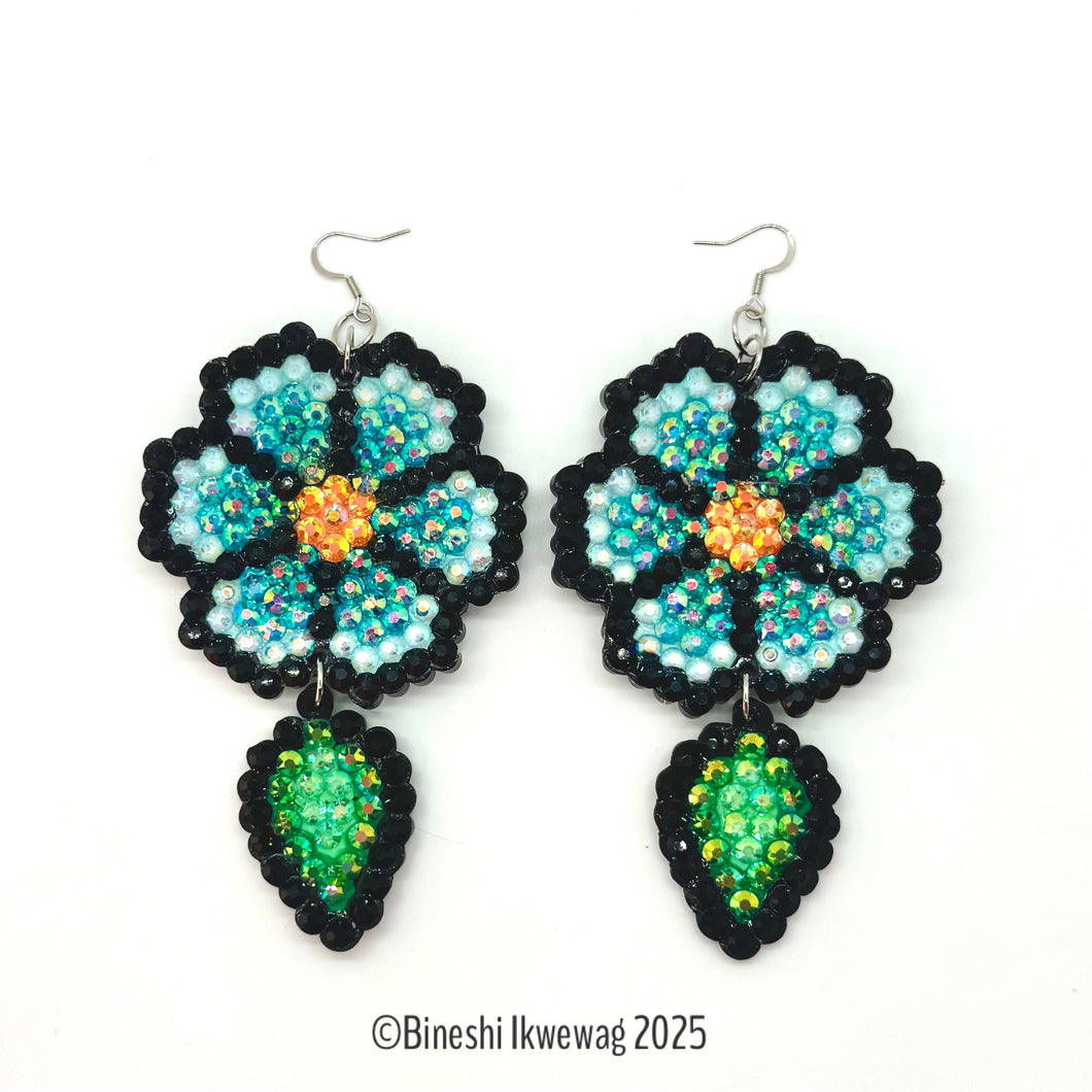 Pretty Flower Earrings Water