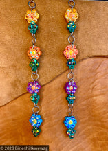 Load image into Gallery viewer, 4-Tier Mini Flower Earrings 3
